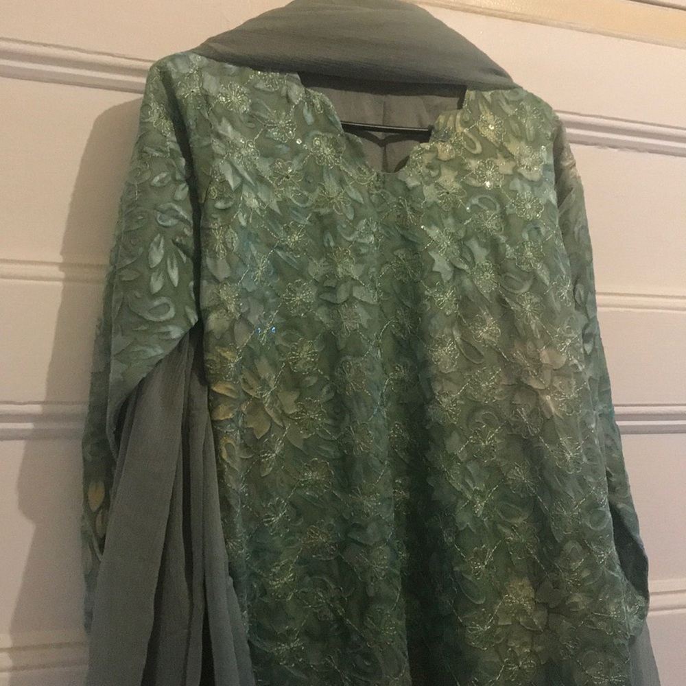 Pakistani Indian Shalwar Kameez - image 6